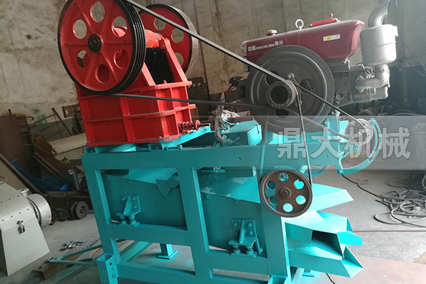 移動式鄂破碎篩分一體機(jī)